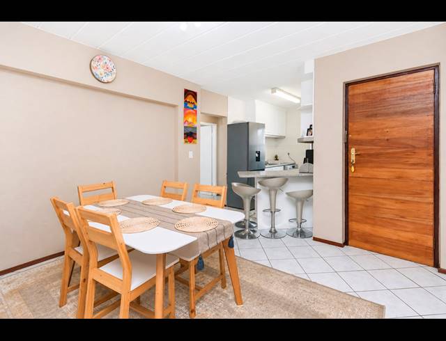 2 BEDROOM APARTMENT FOR SALE IN GLENVISTA